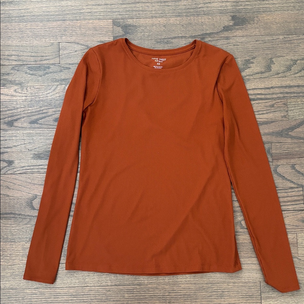 Nine West Women's Rust Long Sleeve Tee
